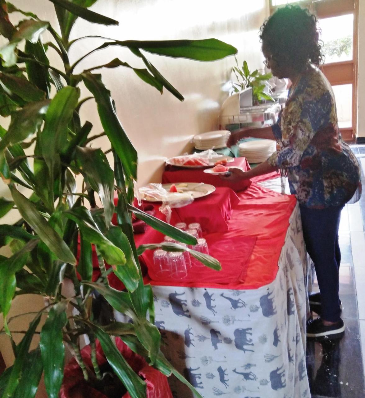 Bomen Hotel Isiolo エクステリア 写真