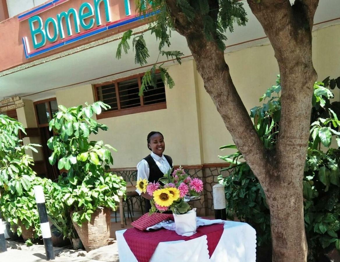 Bomen Hotel Isiolo エクステリア 写真